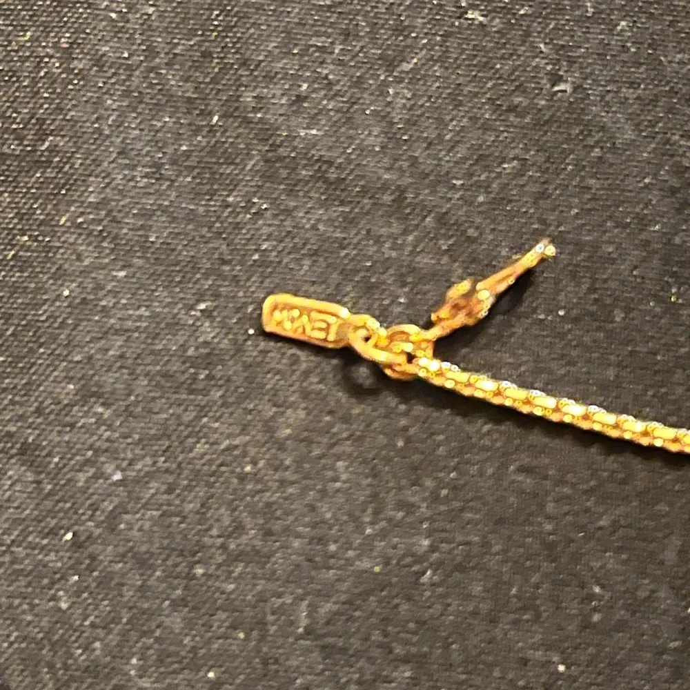 Vintage Gold Tone Monet 7” Dainty Bow Bracelet